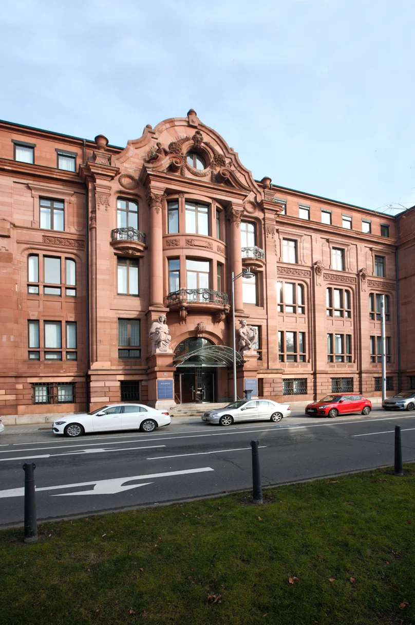 Augustaanlage 33 Mannheim – Außenansicht Bürogebäude TABAK Consulting